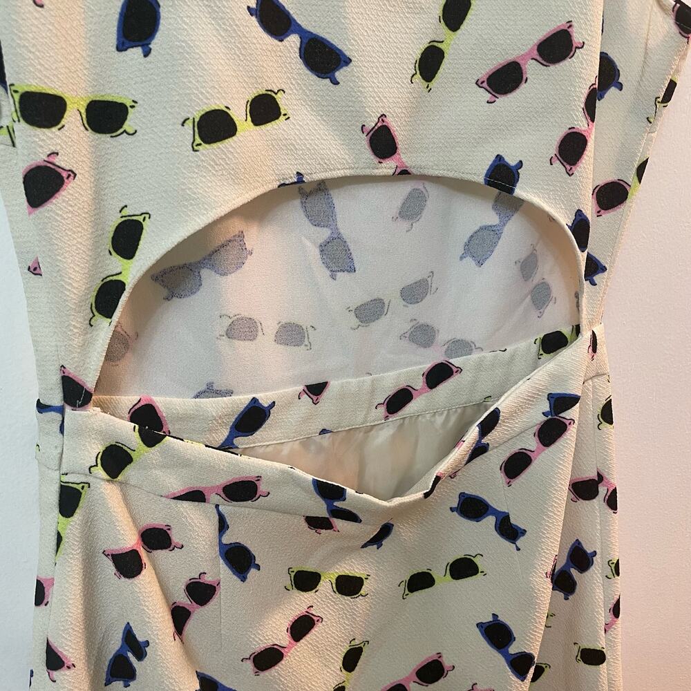 SALE!! cute sunglass print dress women's size 1 open back retro pop - Picture 6 of 7